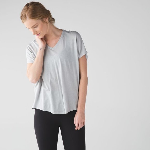 Lululemon Devout short sleeve tee in grey - Picture 8 of 8